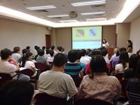 Some 70 members of the CUHK community, including faculty, researchers and PhD students attended the seminar presented by Dr. Nancy Gray, Director and President of Gordon Research Conferences.